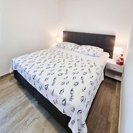 Apartment Ane 2 Тисно Екстер'єр фото